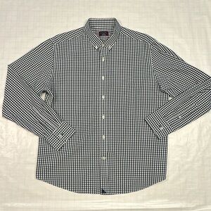 UNTUCKit Black and White Checkered Dress Shirt
